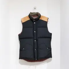 ANACHRONORM × MT.RAINIER DESIGN ダウンベストのサムネイル