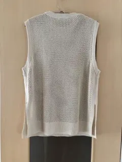 LOWRYS FARMメッシュ編みノースリーブニット クリーム色