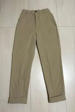 ベージュ チノパン 後ろポケット付き