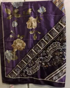 【新品】大判シルク100%スカーフ 花柄 紫色　中国製