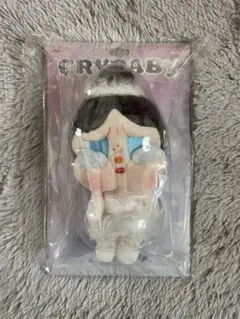 POP MART Cry Baby ぬいぐるみペンダント