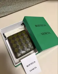 【ほぼ未使用】Bottega Veneta イントレチャート 二つ折り財布