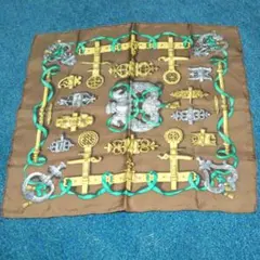 エルメス 小さいサイズのスカーフ