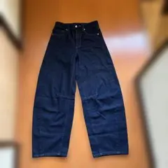 GU バレルレッグジーンズ　NAVY サイズXS