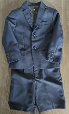 110㎝　男の子　フォーマルスーツ　ネイビー