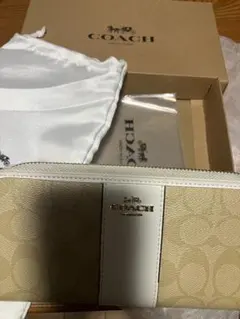 COACH ベージュ ホワイト 長財布