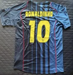 FCバルセロナ ロナウジーニョ 10番 ユニフォームのサムネイル