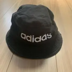 adidas 黒 バケットハット 3本ライン