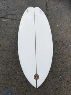 ALBUMサーフボード　モデル　ライトベンダーアメリカシェイプ正規日本ディラー品