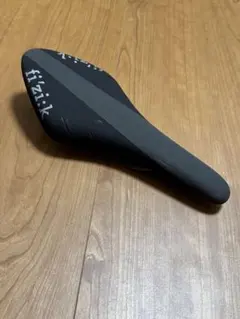 VUELTA BASSANO 本革サドル | Mercari