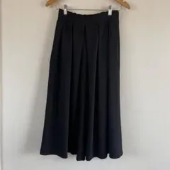 黒スカーチョパンツ