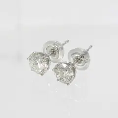 PT天然ダイヤモンドピアス 計0.8ct ソーティング付き - メルカリ