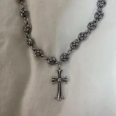 シルバー クロスネックレス