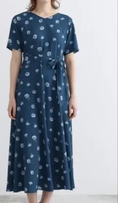 INDIVI 花柄 ロングワンピース Vネック 2WAY洗えるのサムネイル