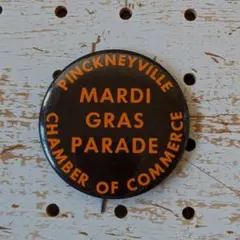 ビンテージ　アメリカ　MARDI GRAS PARADE　缶バッジ