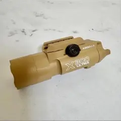 SUREFIRE X300 ULTRAタイプ　ウェポンライト　タクティカルライトのサムネイル