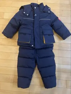 90cm スキーウェア上下　ネイビー　2回使用。