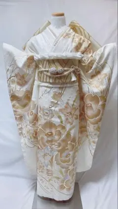 白金地 椿柄模様 振袖　成人式　振袖セット　振袖フルセット　正絹