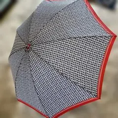 レディース折りたたみ傘 ネイビーとホワイトのチェック風柄新品！