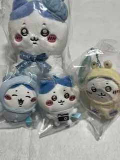 ちいかわ ハチワレ ぬいぐるみマスコット 4種 東京・パジャマ・雨の日・おでかけ