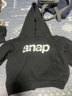 anap KIDS ブラックパーカー グレートレーナー２枚セット