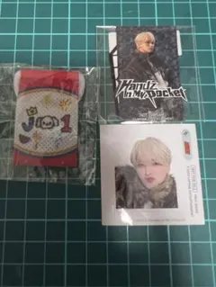 JO1 白岩瑠姫 ミニタペストリー＆ステッカーセット