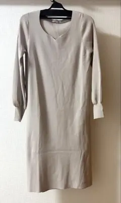 PLST ニットワンピース ベージュ 長袖