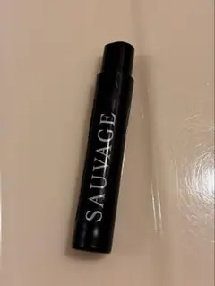 SAUVAGE 香水 & DIOR コンシーラー セットのサムネイル