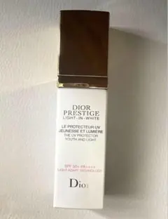 ディオール プレステージ ホワイト ル プロテクター ルミエール UV