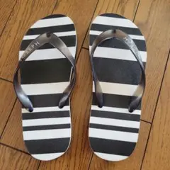 ✨新品　非売品✨JOSEPH ストライプビーチサンダルのサムネイル