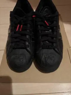 アディダス×スターウォーズ ダースベイダー 26.5センチ