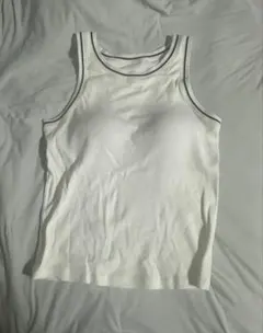 ユニクロ タンクトップ