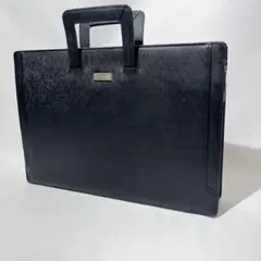 【良品】バーバリー　ブリーフケース　ブラック　サフィアーノレザー　A4可能のサムネイル