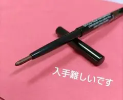 限定販売✿CHANEL スティロ ユー ウォータープルーフ / 929 アギャペのサムネイル