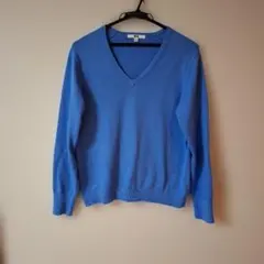 UNIQLO 青 Vネック ニットセーター M