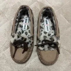 ミネトンカMINNETONKA モカシン　5 ベージュ　ローファー