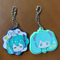 初音ミク ラバーキーホルダー ストラップ 2種セット - メルカリ