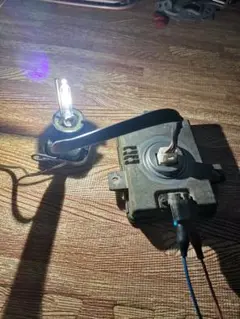 スズキ　純正　HID ヘッドライト　バラスト　1個　MH21S MH22S