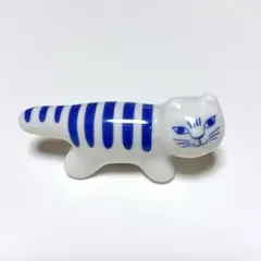 陶器のねこの置物