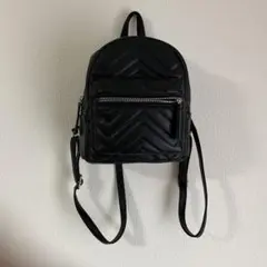 黒　リュック　キルティングバック