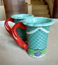 【美品】リトルマーメイド アリエル デザイン 陶器製 マグカップ2個セット