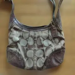 コーチ　ショルダーバック　レディース　ブランド