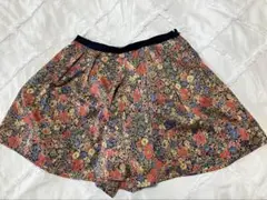 【再々値下】左右ポケット付きキュロット　花柄　組曲