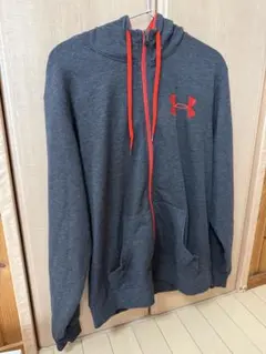 Under Armour フルジップパーカー グレー/レッドのサムネイル