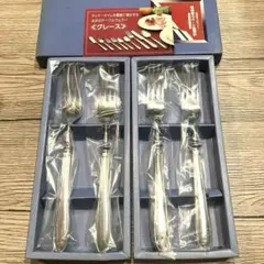 Item thumbnail for item ebcdca9f-c0a0-42f6-901a-24091d8c5e05