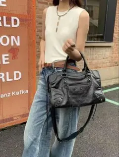 ブラックレザー ハンドバッグ