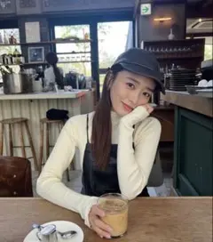 H beauty&youth リブニット 近藤千尋さん着用