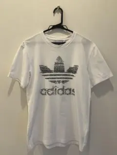 adidas アディダス　Tシャツ ホワイト　白