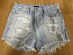 DIESEL ダメージ加工 切りっぱなしショートパンツ