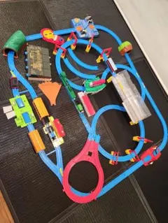 115　プラレール　トーマス　サウンド踏切　トンネル　Uターン　転車台